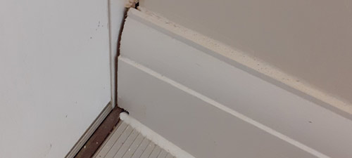 skirting board defect-part of the snagging list